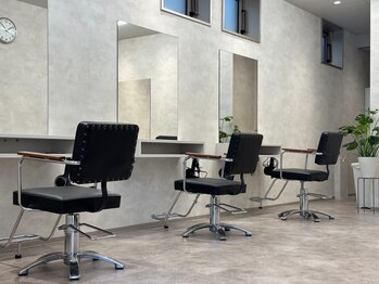 オンドバイサク(ondo by Saku)の写真/【新松戸】癒されるサロン空間◇丁寧なカウンセリングで、あなたの笑顔に一番似合うヘアをご提案♪