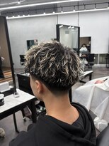 メンズサロンドットリアン(dot. lien) テーパーフェードスパイキーショートツイストパーマ