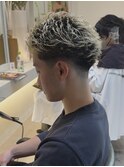 スパイキーショート/ハイトーン/刈り上げあり/フェード