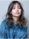 medium（ウザバング、フォギーグレージュ、）