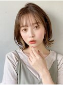 黒髪ボブルフ小顔ネビージュくびれワンレンイヤリングカラー
