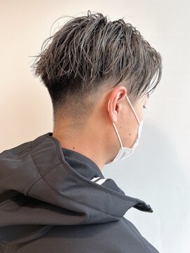 クイントネオリーブ 自由が丘正面口店(quint:neolive) ソフトフェード×シルバー