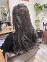 サク(Sac.)&nbsp;ゆる巻き×グレージュカラー　sac.みつよ