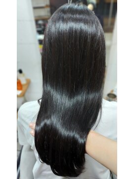 エレサリア(EleSalia) 髪質改善縮毛矯正+補修TR《髪質改善/守山美容室/縮毛矯正》