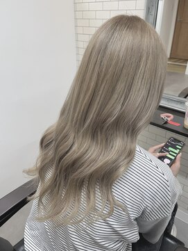 ボンド(BOND) ミルクティーベージュ