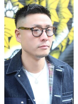 マーズ(MARS) クロップスタイル×スキンフェード×アップバング/20代30代40代