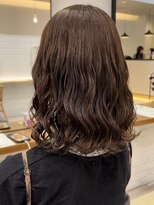 アメリ バイ アピッシュ(Amelie by apish)&nbsp;コテ巻き風パーマ上から少しゆるめ　新デジタルパーマ