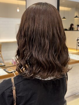 アメリ バイ アピッシュ(Amelie by apish) コテ巻き風パーマ上から少しゆるめ 新デジタルパーマ