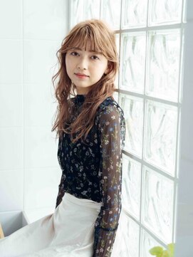 ストラッセ 扶桑店(STRASSE) ふんわりぱっつんロング