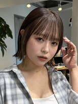 ラフ 新宿(Laff)&nbsp;切りっぱなしボブ　アッシュカラー　縮毛矯正　美髪　外ハネボブ