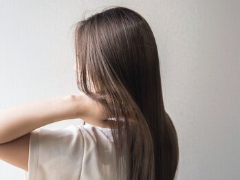 レイビューティー 住吉店 ヘア(RAY+beauty)の写真/毛先まで自然なストレートが叶う＊乾燥やパサつき、うねりに向けてキレイな髪へ髪質改善♪