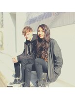 ワースホワイル(WORTH WHILE)&nbsp;マチルダボブピンクベージュインナーグレージュハイライト大人