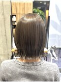 スモーキーベージュ×ボブ