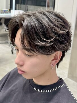 フィフスパーク(fifth PARK) 渋谷パーマ落としセンターパートフェザーパーマ10代マッシュ眉毛