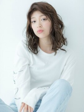 ティファ 二子玉川(Tiffa) くせ毛風クラシカルブルージュ伸ばしかけヴェールウェーブ