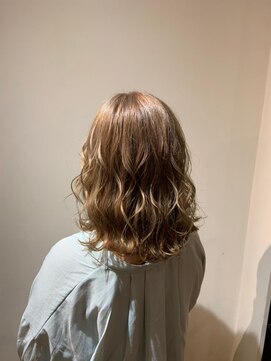 アルーシェ 平井(Alushe) ナチュラルベージュ『Alushe平井』