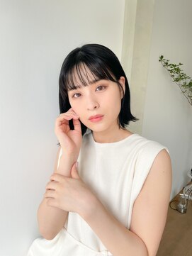 エデュコスゥリール(educo per sourile) 韓国風タッセルカット×ネイビーブラック