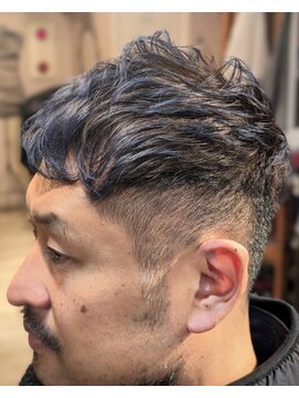 カムデンタウン(Camden Town) ハイライトスタイル,ブルー添え20代,30代,40代,50代