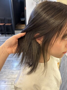 エミュー(emue) 髪質改善透明感グレージュインナーカラー