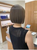 顎ライン切りっぱなしボブ〇