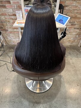 ヘアアンドメイク アース 聖蹟桜ヶ丘店(HAIR&MAKE EARTH) プレミアム縮毛矯正