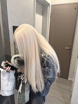 ソル 栄矢場町(SOL) ホワイトブロンド/ブロンド