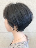 ショートボブ
