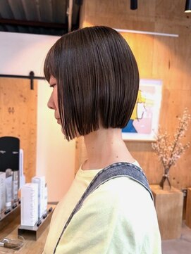 イロ(ilo created by grace) ボブ/切りっぱなしボブ/大人ボブ/ハイライト