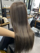 ウェイビー 桜木町店(WAVY)&nbsp;【ハイライト履歴あり】くすみブラウンカラー