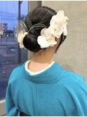 袴×綺麗めシニヨン