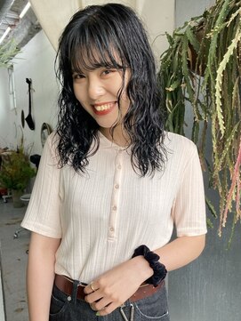 ペッシェ(pesce) pesce ブリーチ/インナーカラー/ダブルカラー/縮毛矯正/パーマ