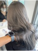 透明感アッシュグレージュ/赤味なしカラー/艶カラー/くびれヘア