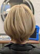 ストランド(STRAND)&nbsp;白髪の多い方向け　ブリーチ カラー　脱白髪染め