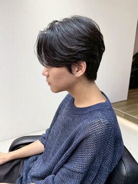 ファルベ(Farbe) フェザーパーマ/サーフカール/刈り上げセンターパート