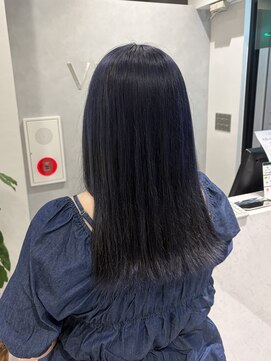 ヴィヒタ 川越 本川越(VIHTA.) 垢抜けたい方へ！ブリーチカラーネイビーブルー川越本川越