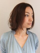 カミーノ(Camino) ラフな毛流れのサマーボブ