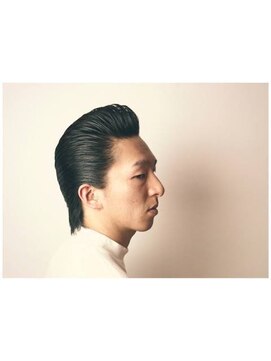 ゴーゴーヘアー(GOGO HAIR) Pompadour(ポンパドール)【BASIC BARBER STYLE】