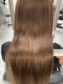 エスカーラ 表参道(THE ESCALA) @aidaman321 髪質改善/髪質改善縮毛矯正/髪質改善トリートメント