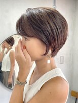 ルーファス メグロ(Ruufus Meguro)&nbsp;白髪ぼかしハイライト/ショート/30代40代