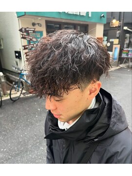 エイト 難波店(EIGHT namba) 縦落ちツイスパ　ツイスト　【店長　山本】