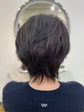 ビィーワンイースト(Be 1 EAST) ウルフカット