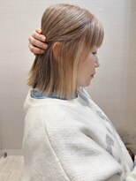 コーエン(cowen) 外ハネ切りっぱなしボブ美髪グレージュ似合わせカット30代