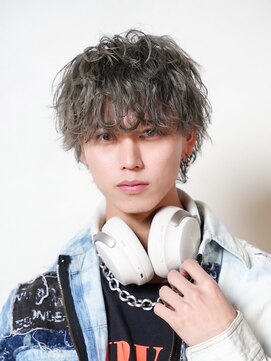 ミニョン(mignon) 韓国/ダブルカラー/ブリーチ/ピンク/学割U24/新越谷/南越谷/草加