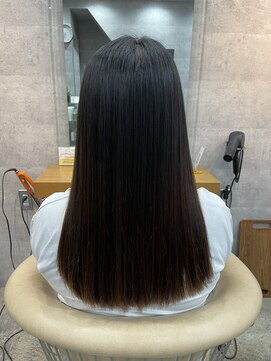 イシン(ISIN) 楽ちん艶々ストレート