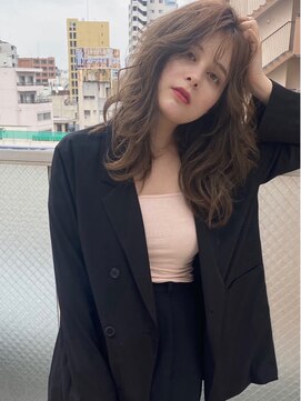 シェリ(che'rie) 韓国ヘアーハッシュカットレイヤーカットハイライトカラー