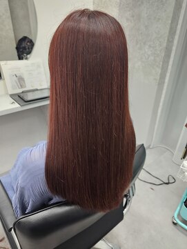 トッカ 茨木(tocca) 茨木市で唯一【縮毛矯正とカラーを同時に行える】スタイリスト★