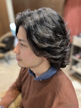 リップス ヘアー(Lips hair) 外ハネのフェザーパーマスタイル♪