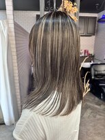 ルーナヘアー(LUNA hair)&nbsp;白髪ぼかし/コントラストハイライト/ミディアム/レイヤー/40代