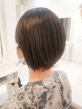 アリスト(er.ist.) しっとり大人ショート