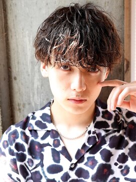 アルファ 新宿(alpha) サーフカール/ 刈り上げセンターパート/ブルーブラック[新宿駅]